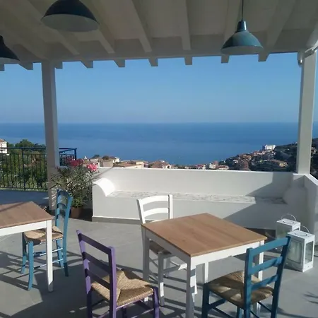 Le Terrazze Di Cica Bed & Breakfast